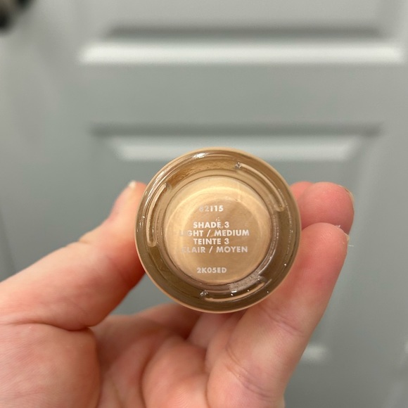 Elf halo glow liquid filter - Picture 2 of 2